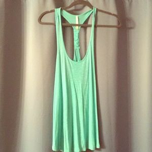 Mint flowy tank
